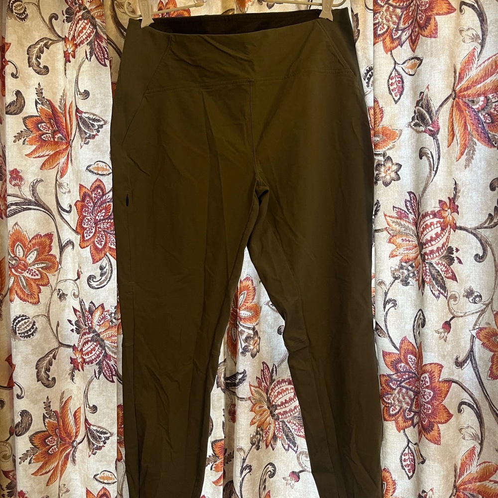 Mountain Hardwear Olive Green Women's Hiking Leggings